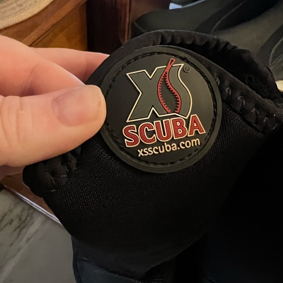 XS SCUBA Stretch Pyro Neoprene 7mm No‎ Zip Slip On Diving Boots Black Men\'s Sz 9